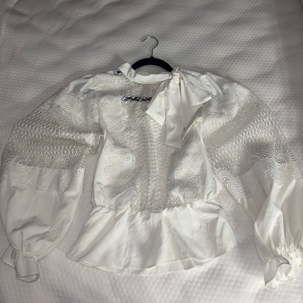Elegant White lace blouse